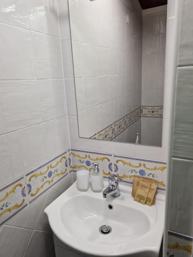La Torretta Sea View Rooms Вико-Экуенсе Экстерьер фото