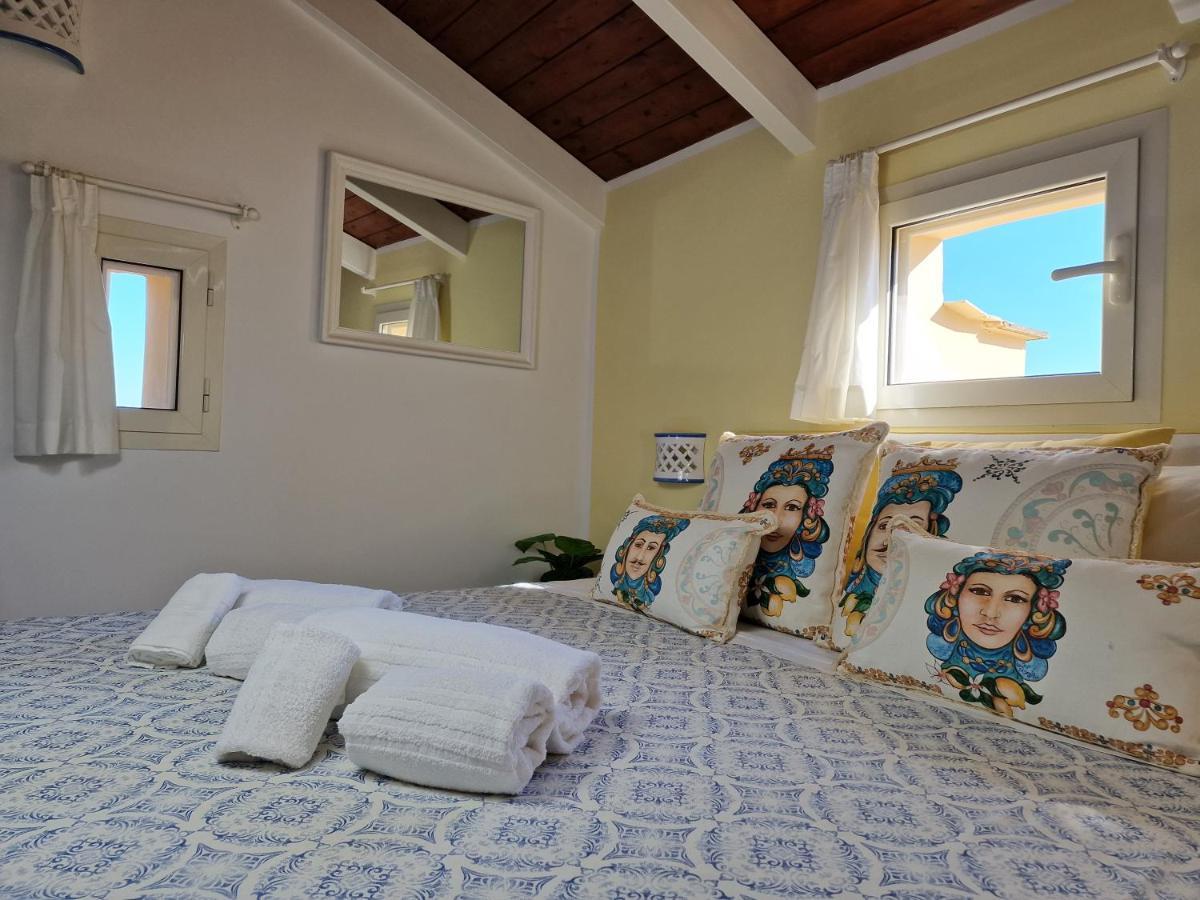 La Torretta Sea View Rooms Вико-Экуенсе Экстерьер фото