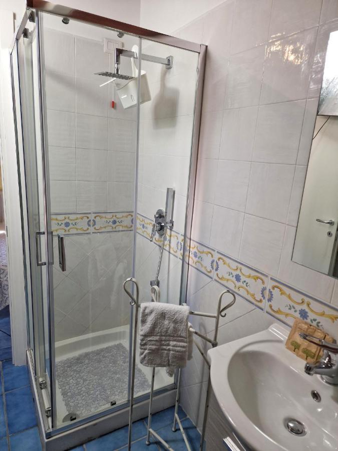 La Torretta Sea View Rooms Вико-Экуенсе Экстерьер фото