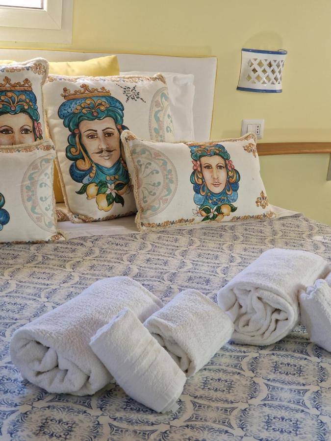 La Torretta Sea View Rooms Вико-Экуенсе Экстерьер фото