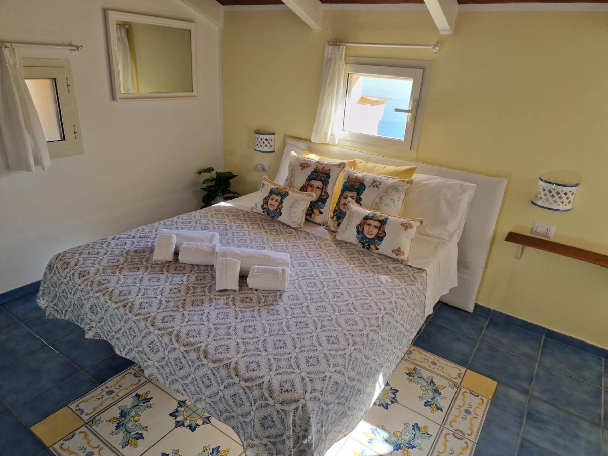 La Torretta Sea View Rooms Вико-Экуенсе Экстерьер фото